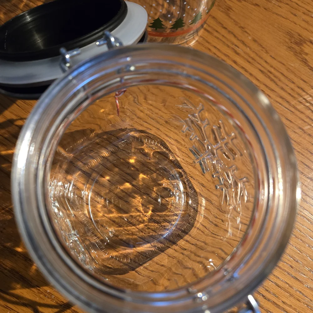 Festive Glass Jars with Holiday Designs - Picture 4 of 5